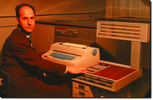 Jacek Karpiski przy komputerze KAR-65, rok 1968